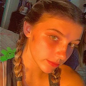 Meet your Posher, Jaylynn